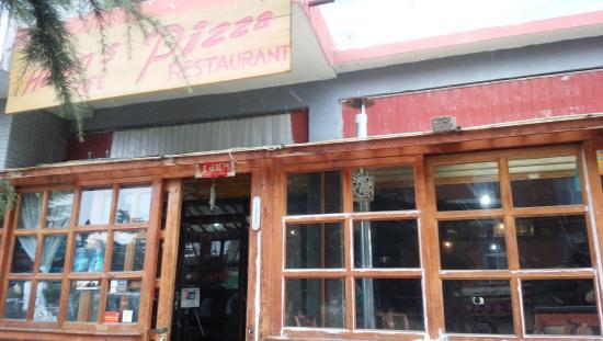 Helen's Pizza Ristorante